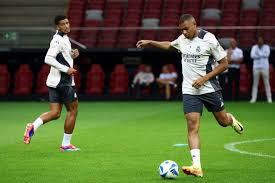 逐步削弱其 逐步削弱其